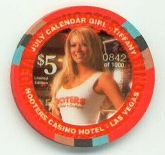 Hooter Calendar Girls on Hooter S Calendar Girl July 2006  5 Casino Chip   Front   Back