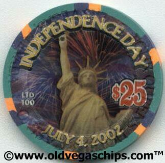 Four Queens Independence Day 2002 $25 Casino Chip 