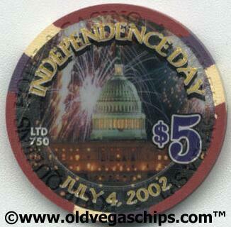 Las Vegas Four Queens Independence Day 2002 $5 Casino Chip