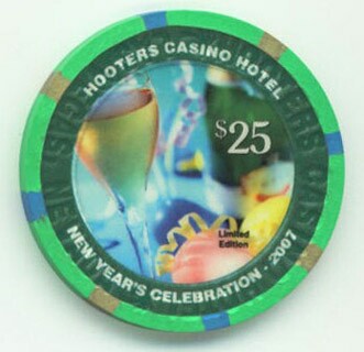 Hooters Casino Happy New Year 2007 $25 Casino Chip 